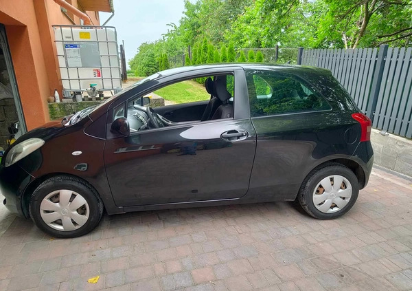 Toyota Yaris cena 11900 przebieg: 165997, rok produkcji 2008 z Proszowice małe 92